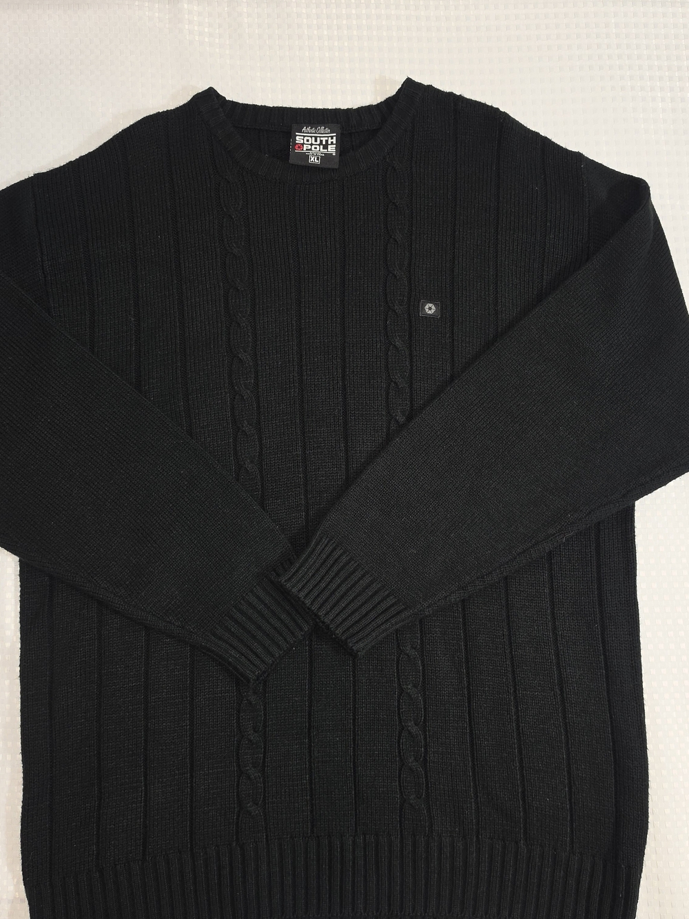 Vintage Y2K Southpole Black Cable-Knit Crewneck Sweater - Men's XL (Near Mint)